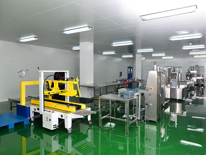 最终灭菌巨细容量非静脉注射剂及口服溶液剂车间：外包装线 