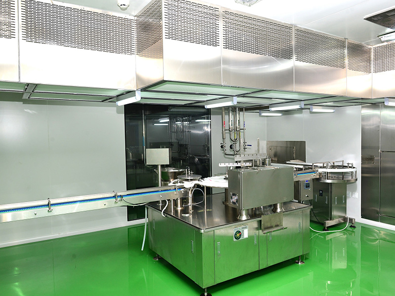 非最终灭菌巨细容量注射剂车间：：灌装机 